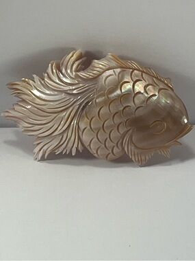 Vtg Hand-Carved Mother of Pearl Koi Fish Belt Buckle Or Scarf Tie Bari 4” READ